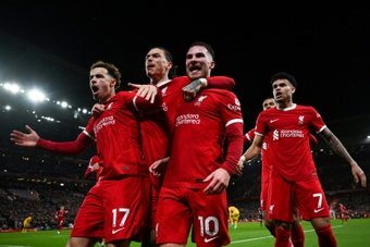 Alexis Mac Allister fired Liverpool back to the top of the Premier League as the Argentine's superb strike inspired a tense 3-1 win against lowly Sheffield United on Thursday.