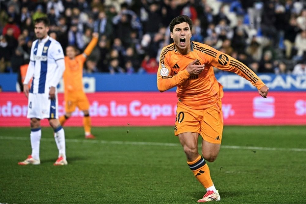 League leaders Madrid face Atletico, second, on Saturday in a derby clash. AFP