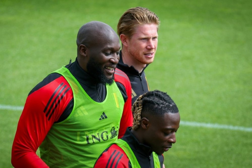 Romelu Lukaku (L) and Kevin De Bruyne are central to Belgium's hopes at Euro 2024. AFP