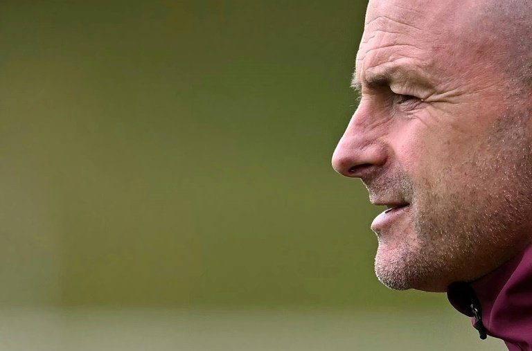 Lee Carsley won't sing 'God Save the King' before debut as England interim boss