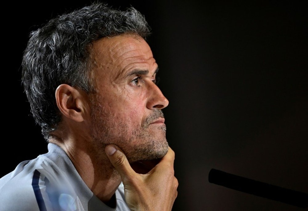 Uncertainty and Covid chaos curbs excitement for Spain's new era
