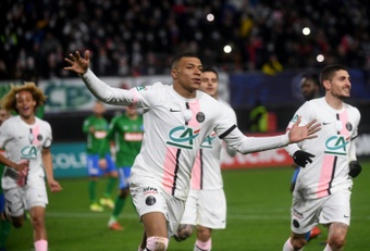 Milik hat-trick saves Marseille extra French Cup embarrassment