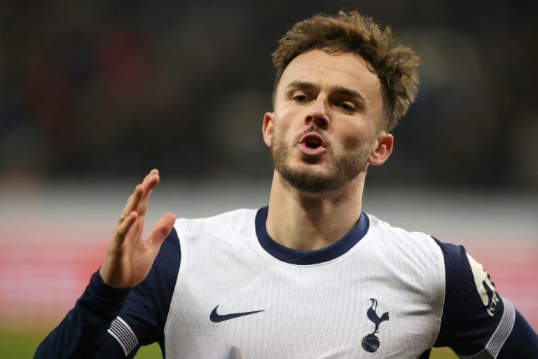 Maddison set to miss most of Spurs season after serious knee injury