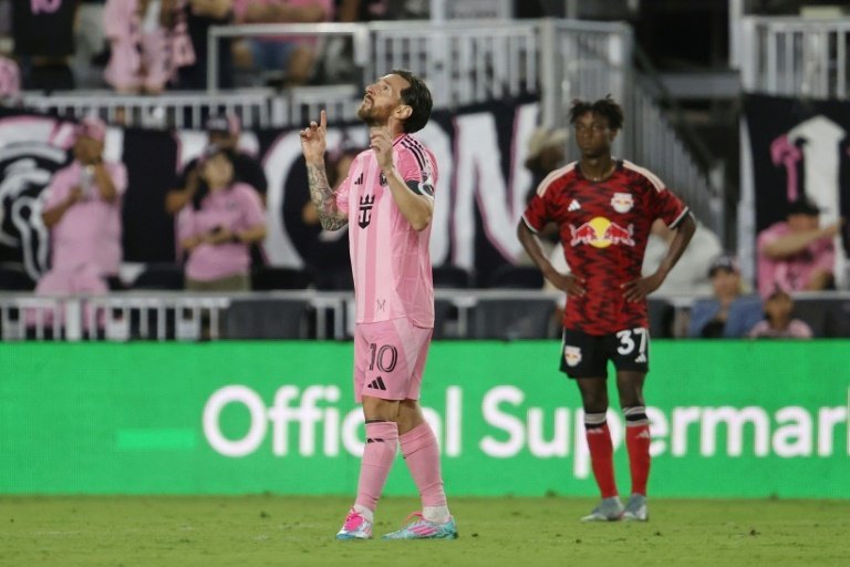 Messi and Miami bounce back with 4-1 crushing of Red Bulls