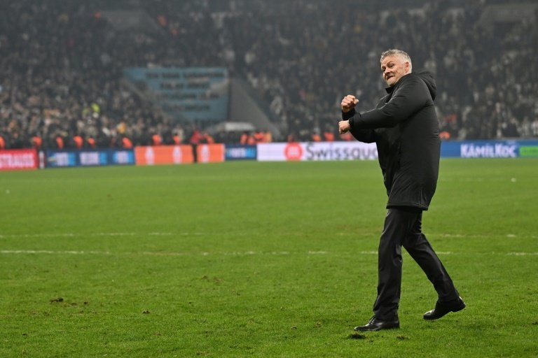 Ole Gunnar Solskjaer enjoyed a dream start to life as Besiktas coach on Wednesday as his new team powered to a 4-1 Europa League win over Athletic Bilbao.