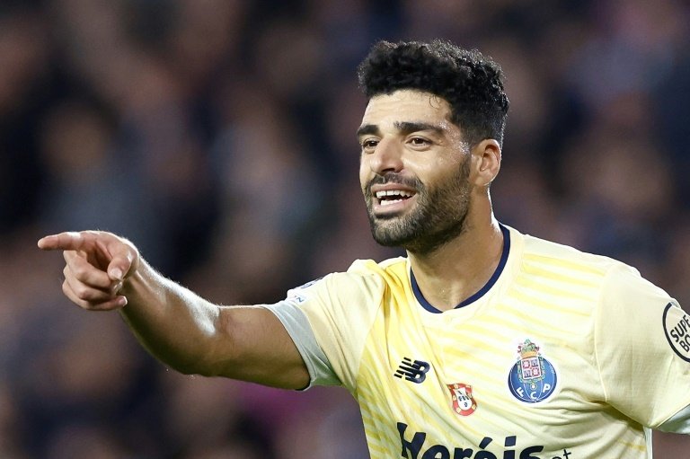Taremi brace takes Porto step closer to last 16