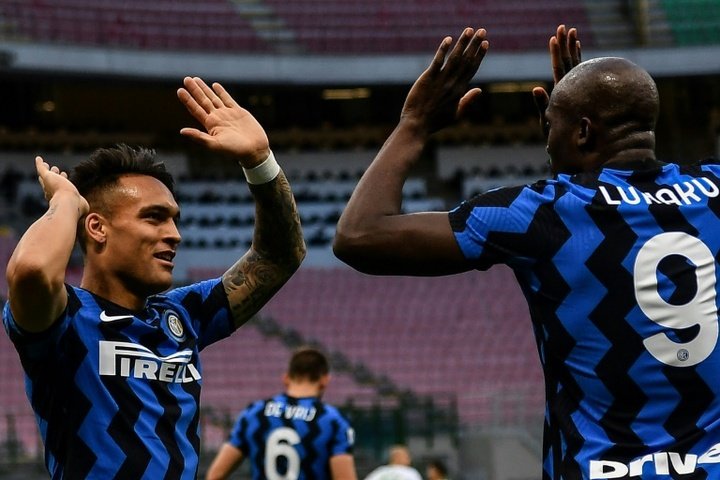 Lukaku pulls Inter 11 clear while Juventus beat Napoli