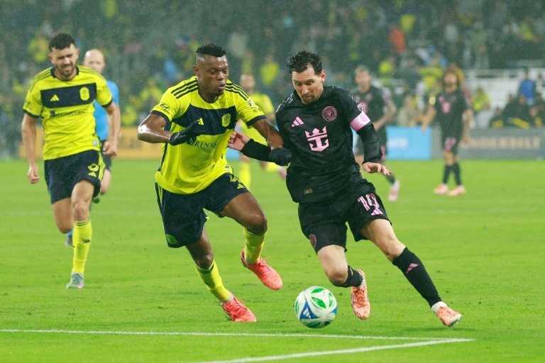 Meilleur buteur de la saison en Major League Soccer, Lionel Messi fait partie de l'équipe type de la ligue, qui accueille six nouveaux visages cette année.