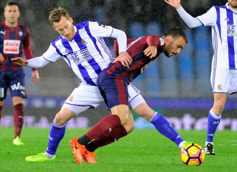 Eibar deny Sociedad at death amid red-card furore