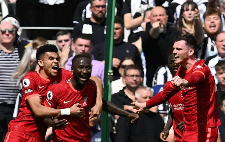 Keita puts Liverpool top with win at Newcastle