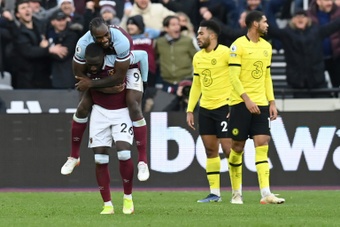 African players in Europe: Masuaku surprises Mendy to win derby