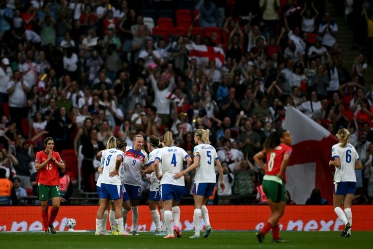 Germany qualify, England hit six in Women's Nations League