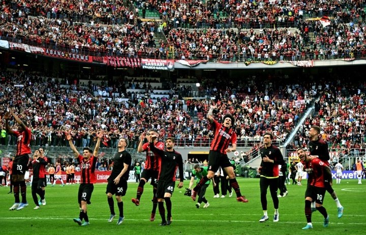 Milan on brink of title triumph as relegation battle hots up