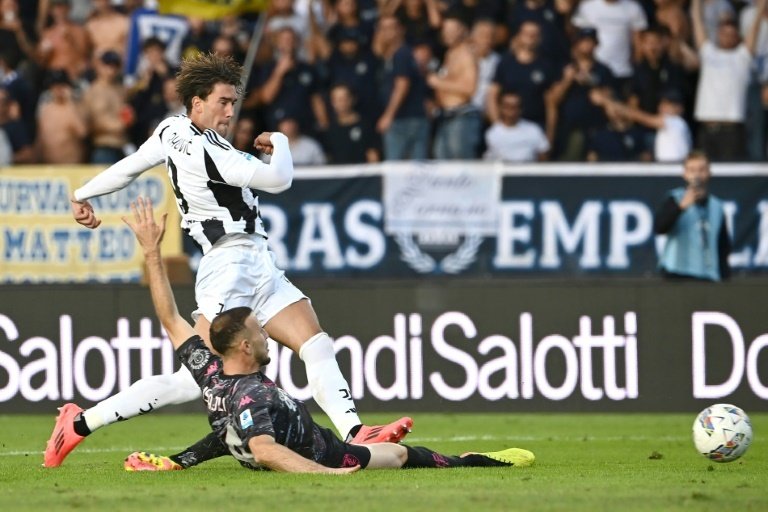 Vlahovic had Juventus best chance to score at Empoli. AFP