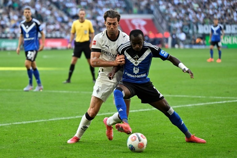 Hamburg draws blank on Bundesliga return. AFP