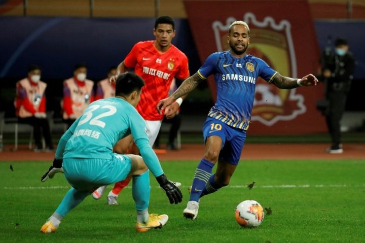 Cannavaro's Guangzhou held in rough China title decider