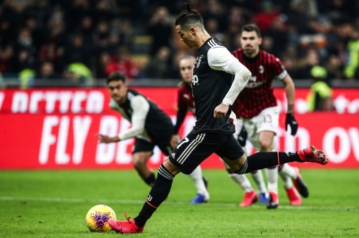 Late Ronaldo penalty snatches draw for Juventus