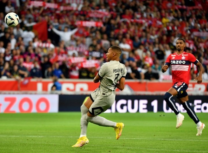 Mbappe scores hat-trick in Lille rout as Ligue 1 hits red cards high