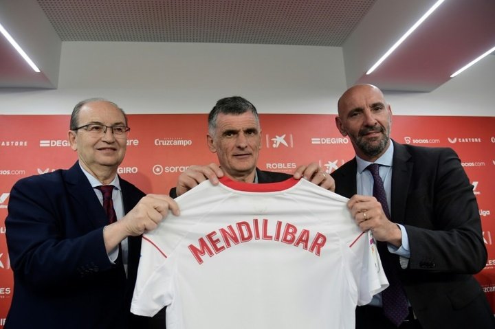 Mendilibar starts Sevilla tenancy with Cadiz derby clash