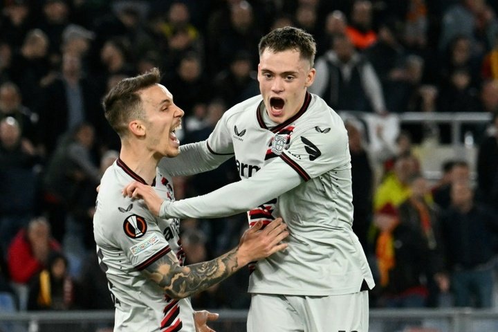 Leverkusen stun Roma to put one foot in Europa League final