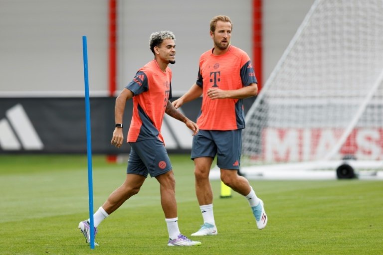 Bayern's Bundesliga crown up for grabs after frustrating summer