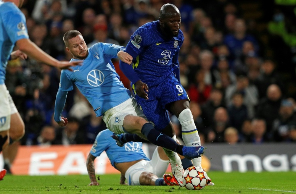 Malmo defender Lasse Nielsen fouls Chelsea striker Romelu Lukaku. AFP