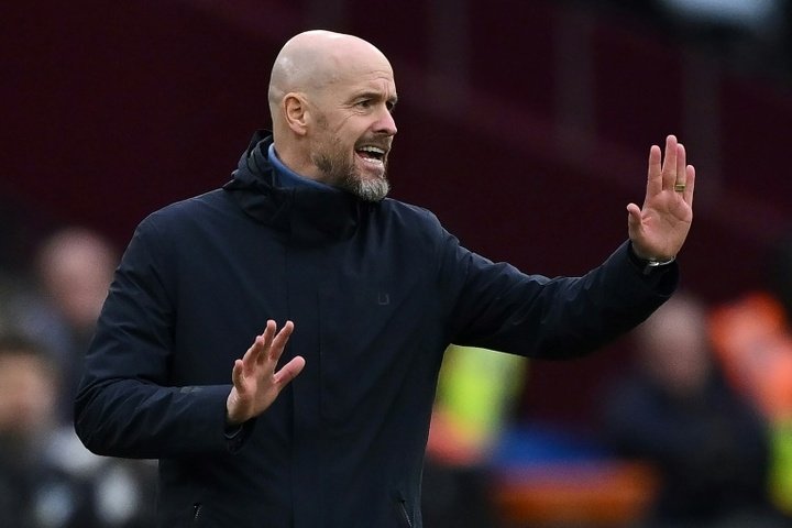 Ten Hag hopes familiar faces can boost Manchester United consistency