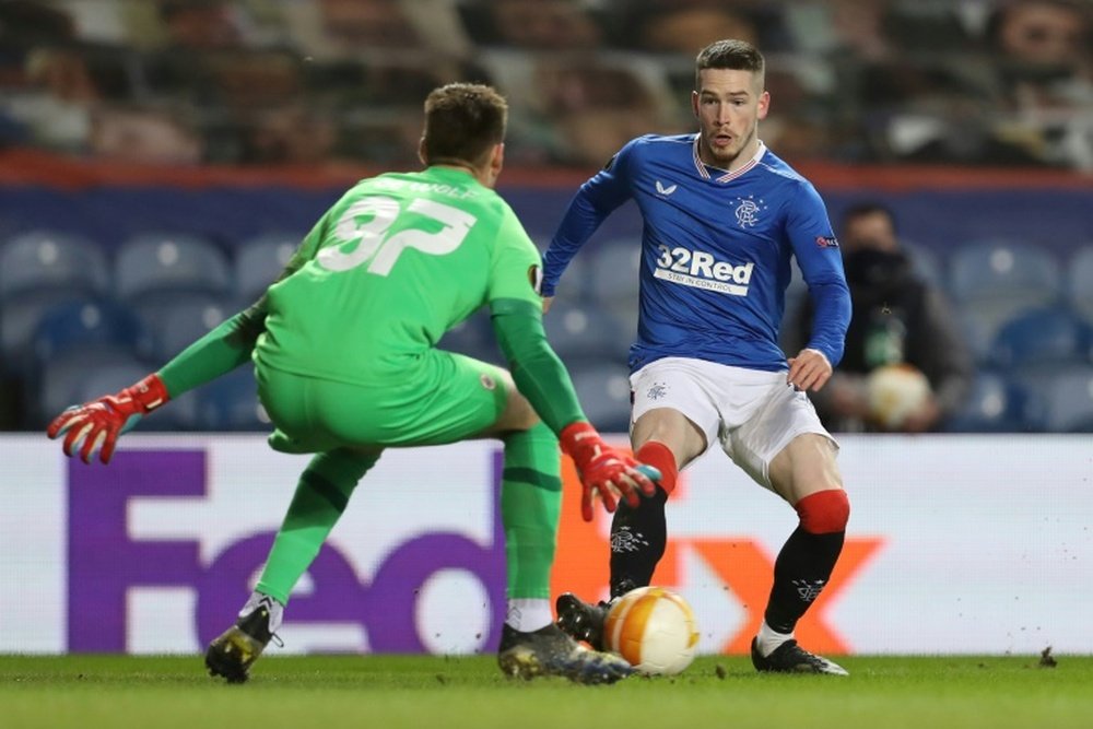 Ryan Kent (R) scored in Rangers' 2-1 victory over Hibs. AFP