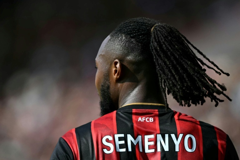 Liverpool seek mojo against Man Utd, Postecoglou hunts first win