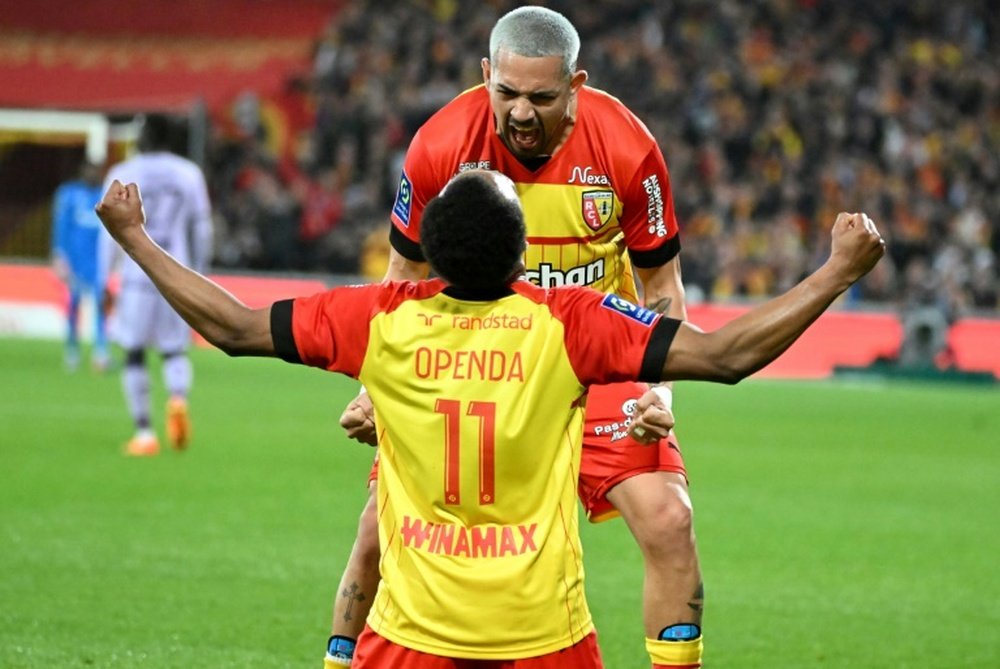 Lens take big step towards Champions League by beating Monaco. AFP