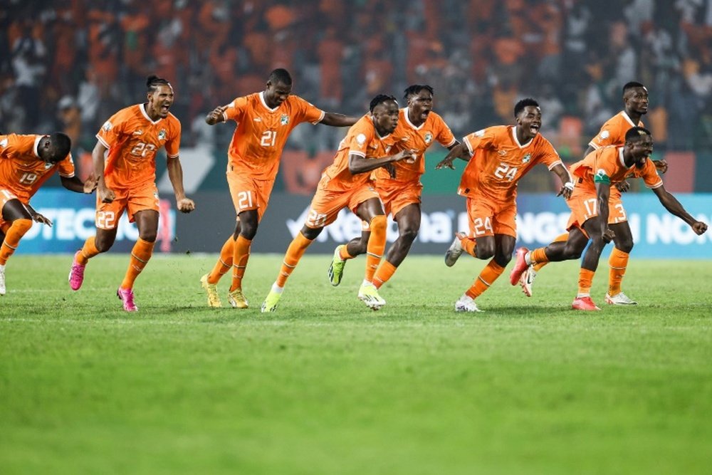 Ivory Coast beat reigning champions Senegal to reach the quarter-finals. AFP
