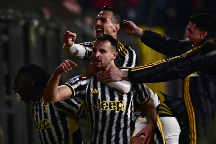 Juve go top of Serie A after dramatic finish at Monza