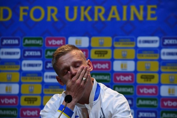 Zinchenko dreams of giving World Cup joy to Ukraine. EFE