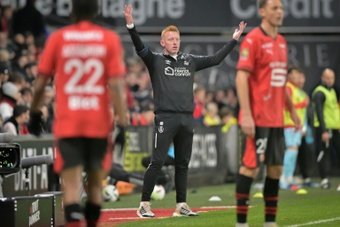 Reims coach Will Still said on Thursday he had not met with bosses at Sunderland despite reports linking him with a move to the Championship club.