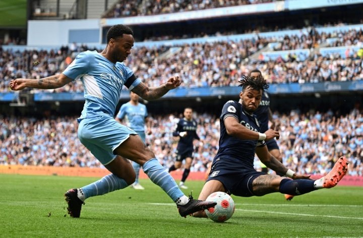 Chelsea closing in on deal for Sterling