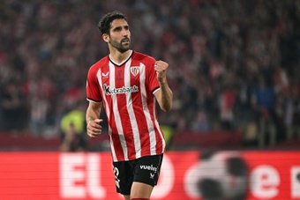 Veteran Athletic Bilbao forward Raul Garcia will retire at the end of the season, the Basque side said Monday.