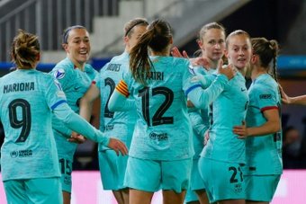 Holders Barcelona battled past Norwegian side Brann 2-1 in the first leg of their Women Champions League quarter-final on Wednesday, while Paris Saint-Germain won away to Hacken by the same scoreline.