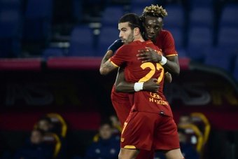 Abraham puts Roma in Coppa Italia quarters after Lecce fright