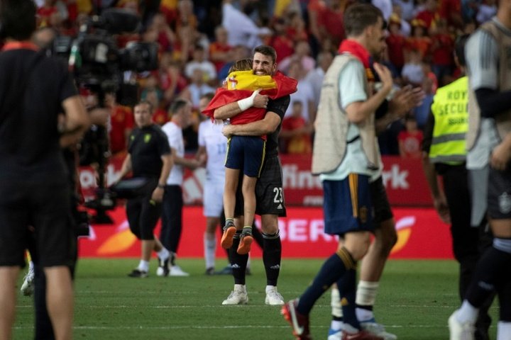 Spain celebrate as Portugal fall to 57-second sucker punch