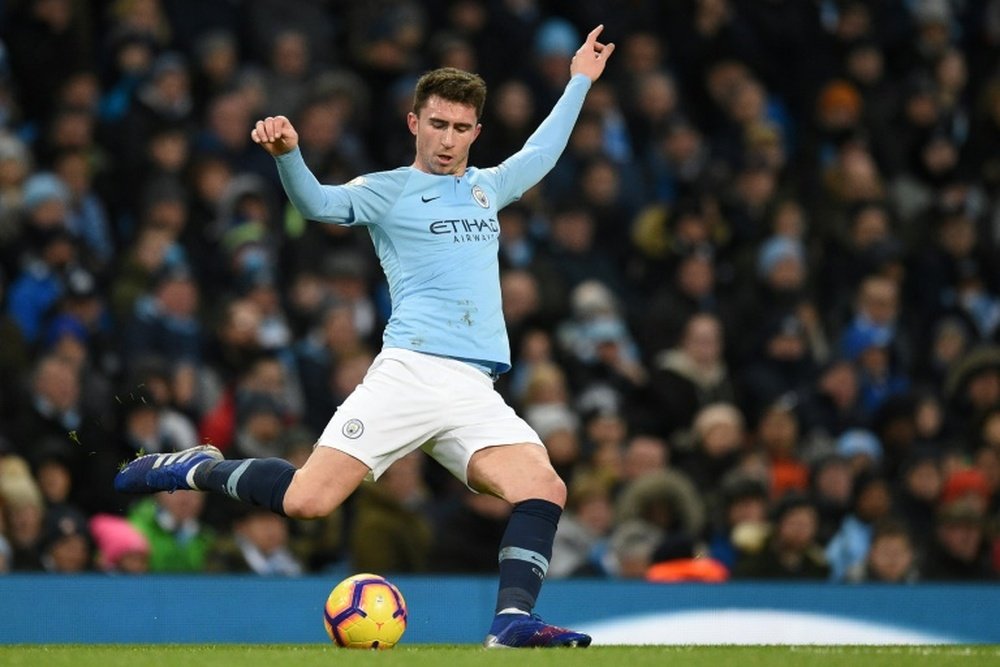 Aymeric Laporte signs contract extension with Man City.