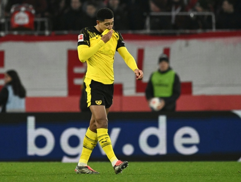Dortmund held at Freiburg after Bellingham sees red