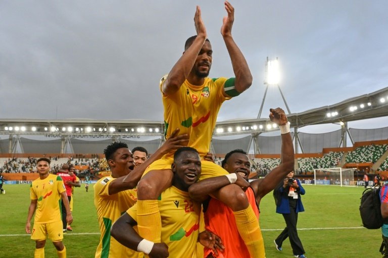Benin stun Nigeria, Salah rescues Egypt, Ayew treble lifts Ghana