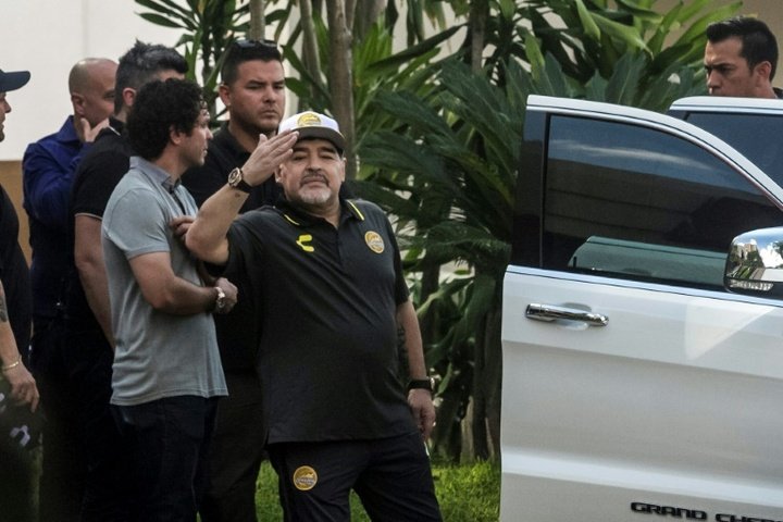 Maradona seeks rebirth in Mexican club