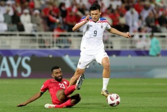 Thailand inched closer to the Asian Cup knockout rounds on Sunday, holding an industrious but blunt Oman to a scoreless draw in Qatar.