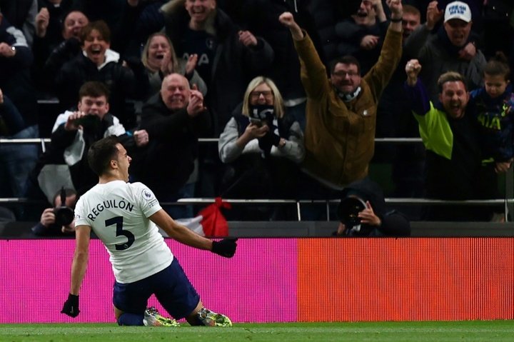 Tottenham comeback gives Conte lift-off