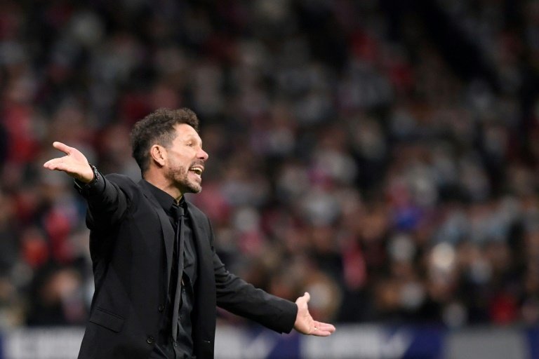 Simeone backs Atletico players in must-win Champions League match