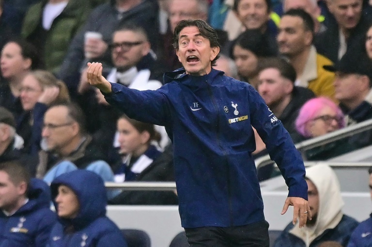 Frank unable to explain Spurs' miserable home record