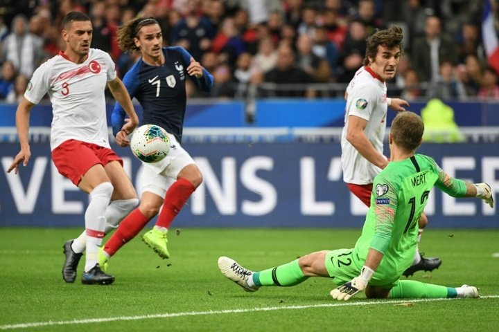 Ayhan equaliser forces France to wait for Euro 2020 spot