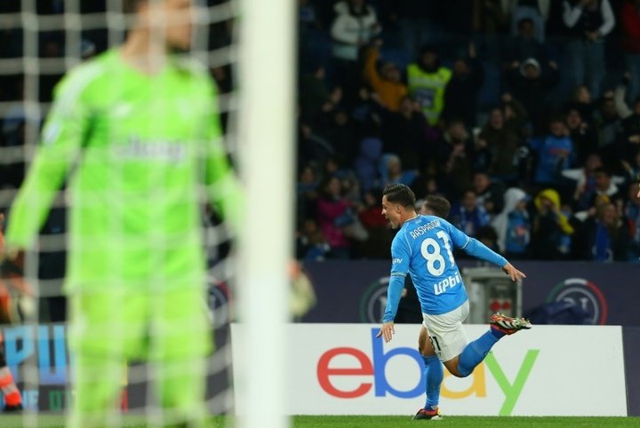 Raspadori late goal fires Napoli past Juve as Bologna's dream continues