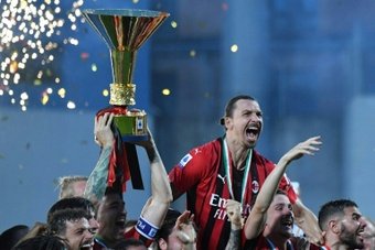 40 year-old Zlatan Ibrahimovic still wants to keep playing for AC Milan. AFP